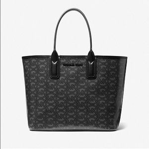 Michael Kors Jodie Signature Small Tote Black